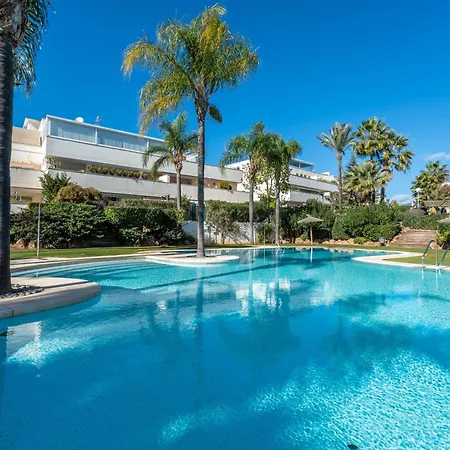 Altos De Banus Ll Apartment *